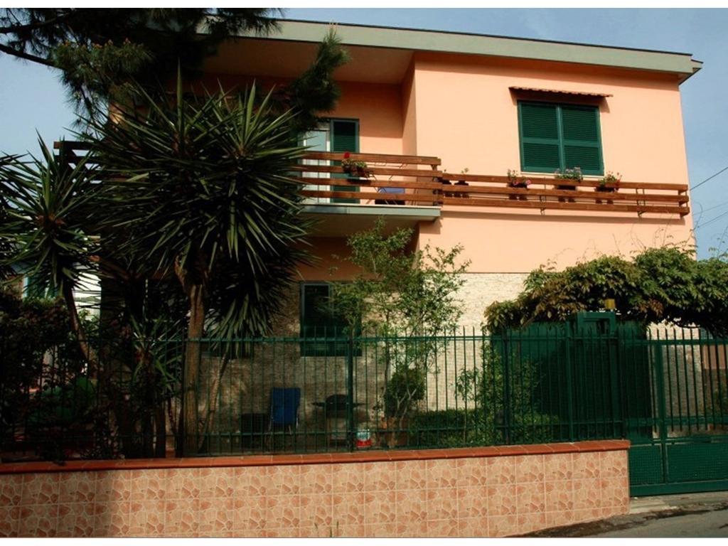 Villa Casa Vacanze Il Gatto Rosso Trecase Exterior foto